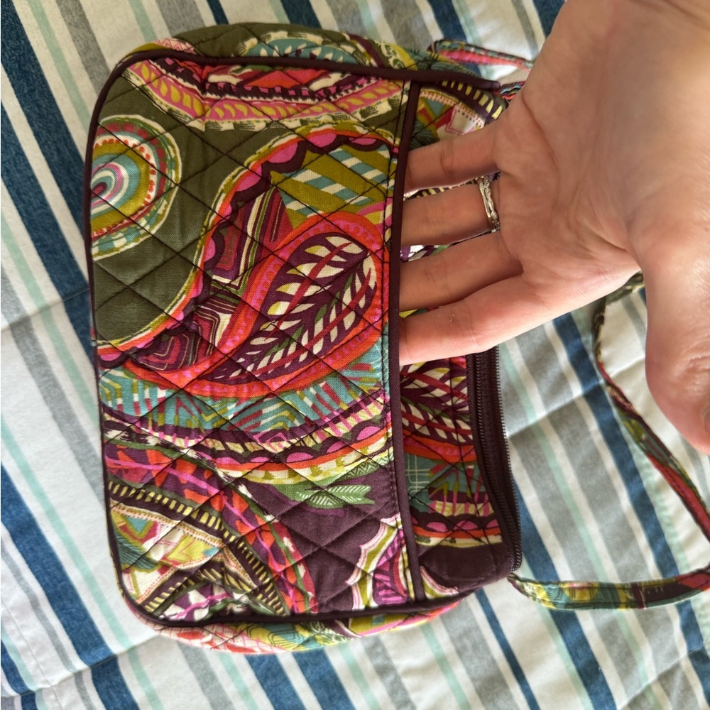 $5 ADD ON Vera Bradley Crossbody Bag - Picture 4 of 4